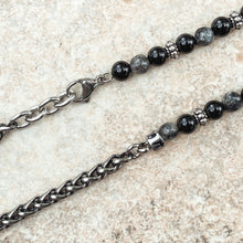 Carica l&#39;immagine nel visualizzatore di Gallery, Hiwa Bracciale con catena nero e grigio sfaccettato
